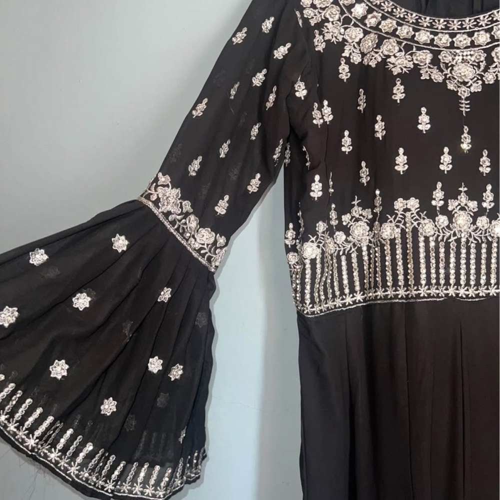 Elegant Black and White Embroidered Anarkali - 3 Piece